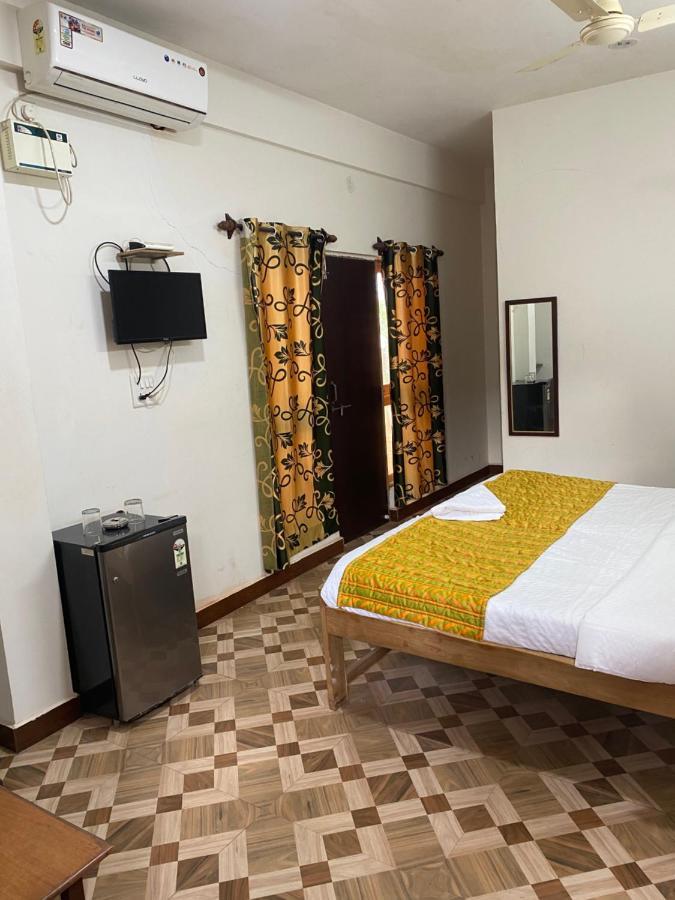 Baga Beach Prime Hotel Екстериор снимка